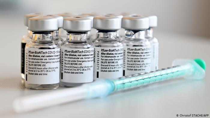 На складе в Харькове выявили более 9 тыс. доз вакцины Pfizer, испорченной из-за неправильной транспортировки