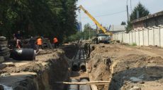 В Слободском районе Харькова реконструируют магистральный трубопровод