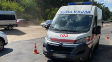 «Скорая» задавила пешехода: в полиции рассказали подробности ДТП (фото)