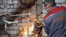 На Полтавском Шляхе заканчивают плановый ремонт систем холодного водоснабжения