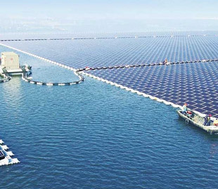 В Сингапурском проливе появится огромная плавучая солнечная станция