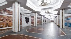 В Харьковском метрополитене на рельсы упал пассажир