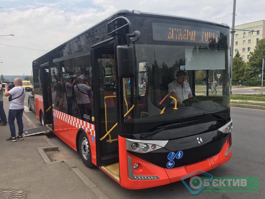 По Харькову ездят новые турецкие автобусы (фото)