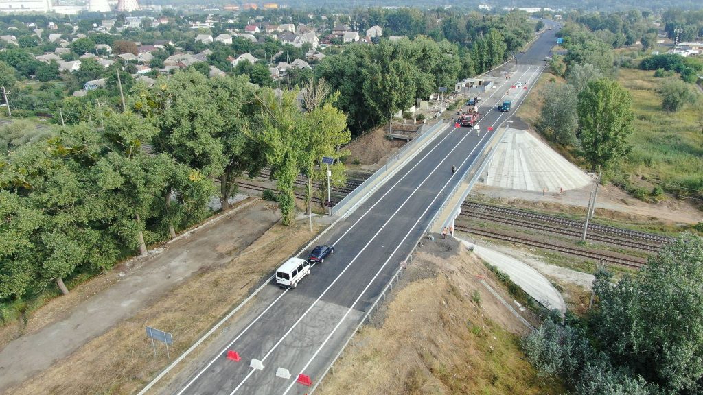 Путепровод на Окружной в районе Песочина отремонтировали