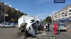 Резонансное ДТП в центре Харькова: патрульные, спустя 4 дня, составили протокол на водителя BMW (фото, видео)