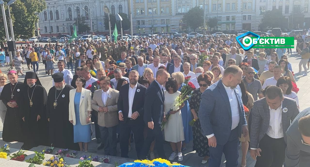 Харьковчане празднуют 30-ю годовщину Независимости Украины - фото 7