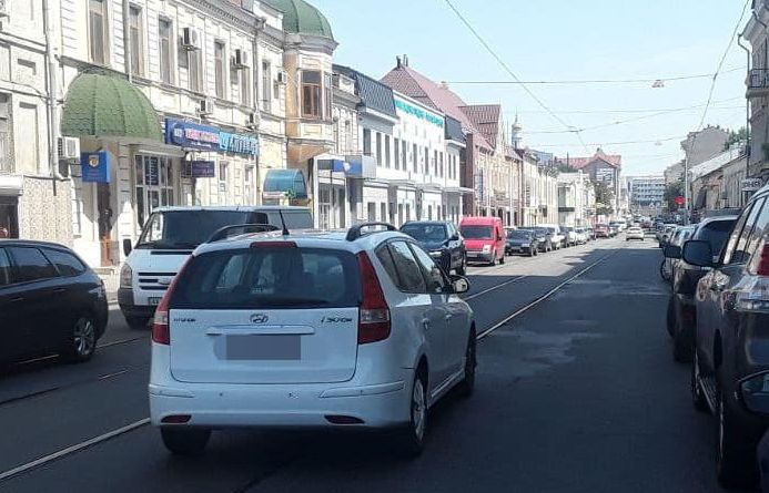 В Харькове легковушка наехала на пешехода