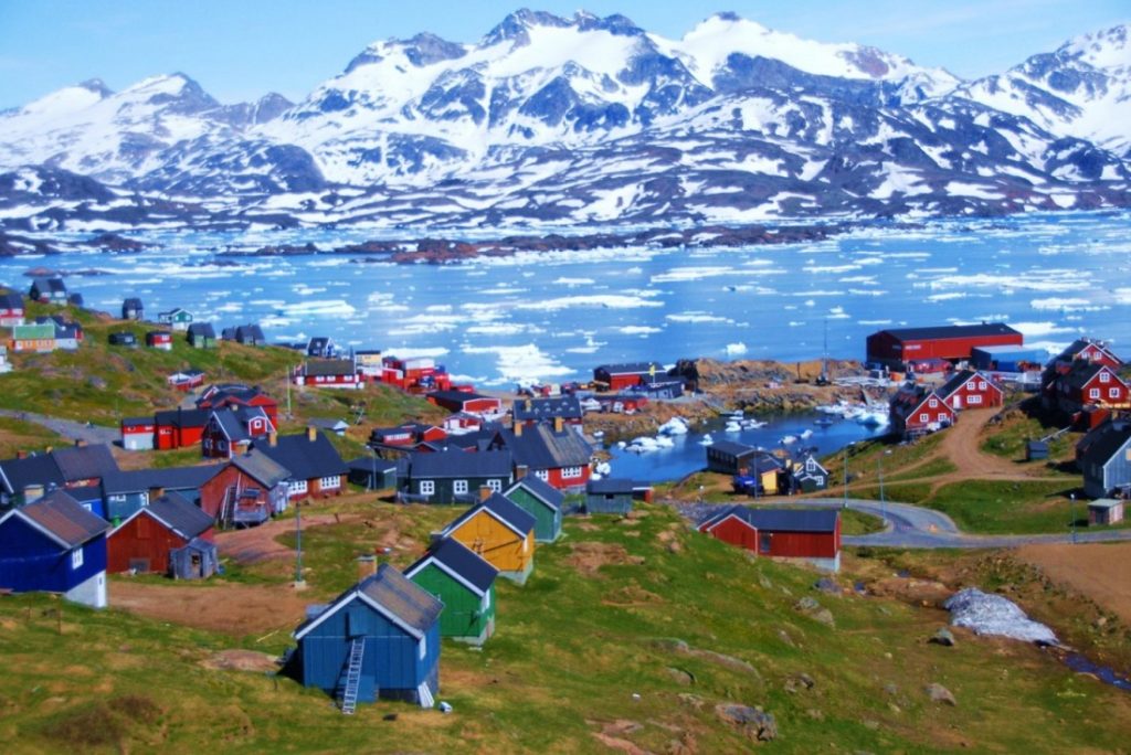 Летняя жара привела к массивному таянью льдов в Гренландии
