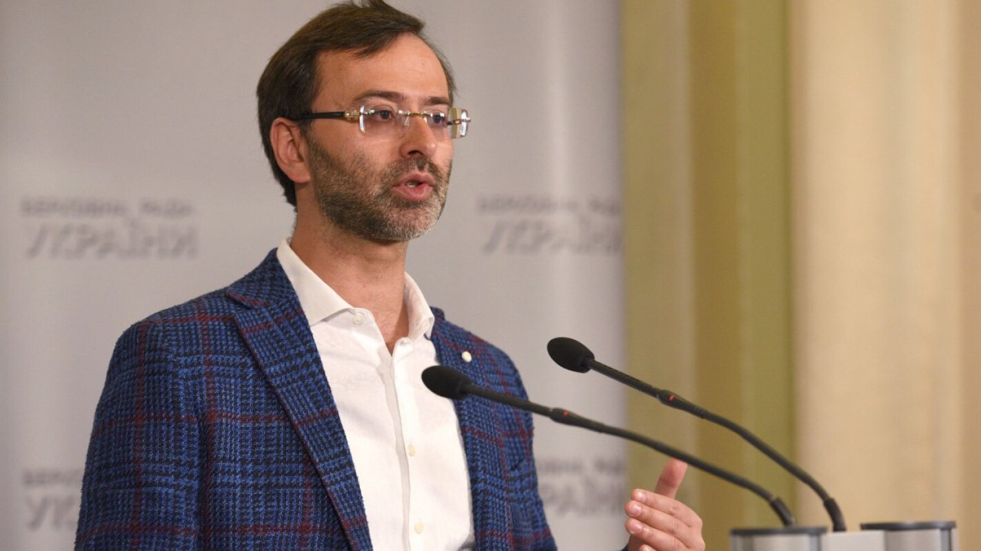 Многие все еще не воспринимают эту войну как свою проблему, — Георгий Логвинский