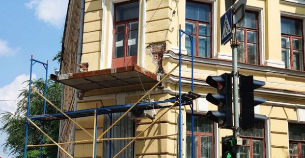 Реконструкцию балкона Харьковского художественного музея планируют закончить ко Дню города