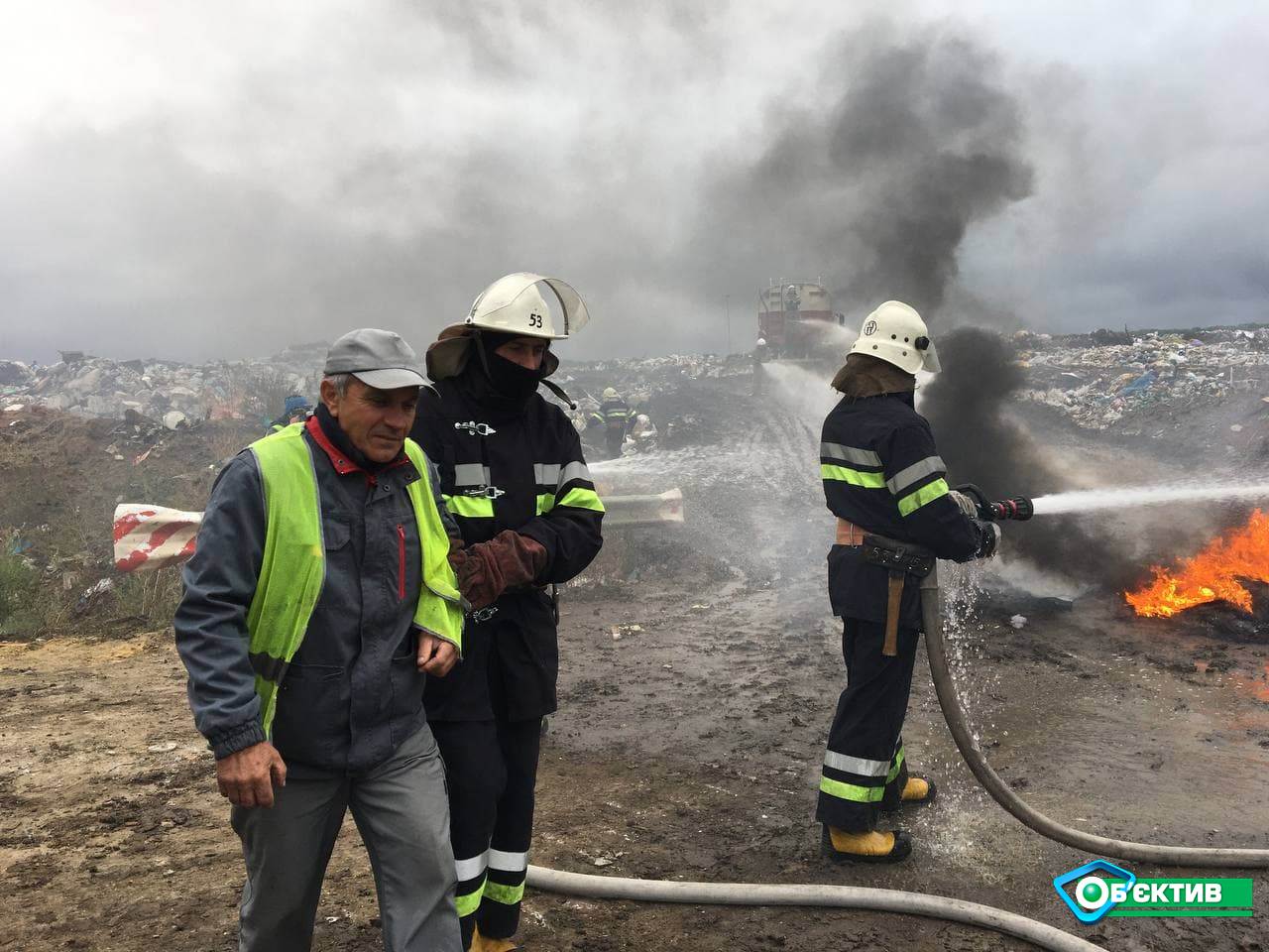 На полигоне ТБО в Дергачах состоялись учения ДСНС 