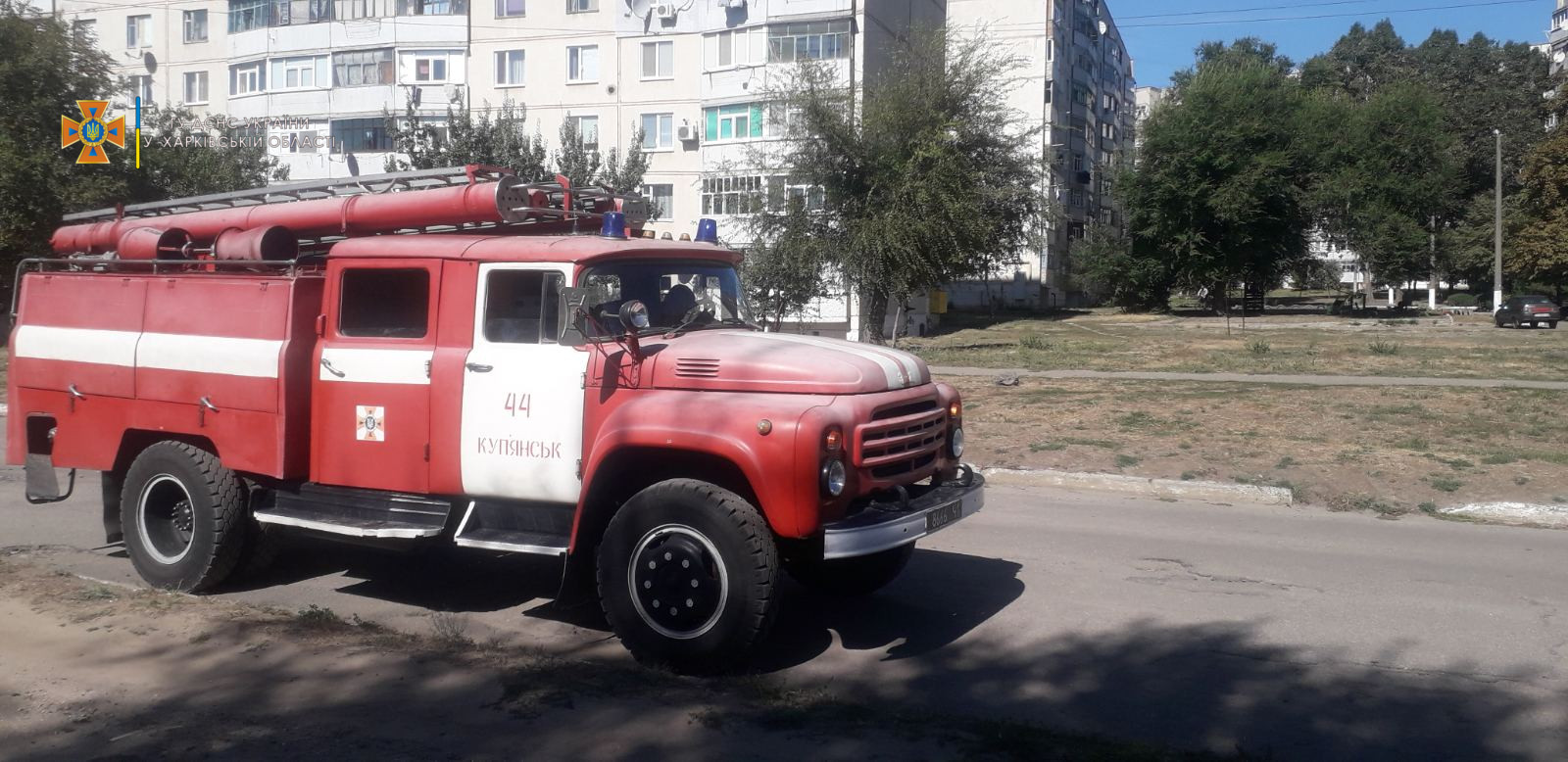 На Харьковщине двухлетний малыш оказался взаперти один дома (фото)