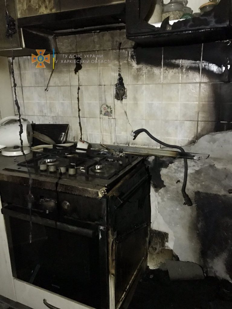 В Харькове ликвидирован пожар в девятиэтажке (фото)
