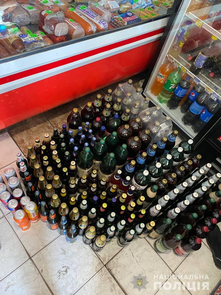 В Харькове пресекли незаконную торговлю алкоголем (фото)