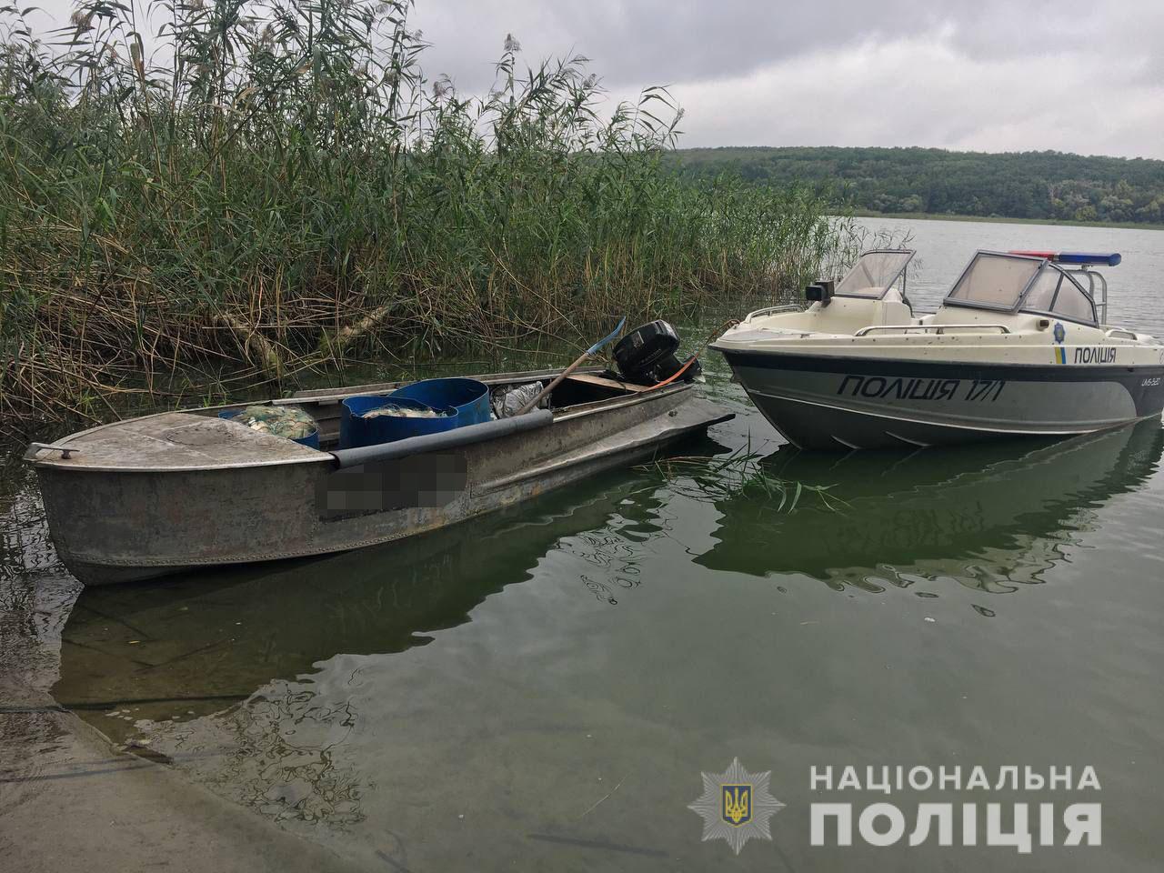 На Харьковщине на браконьера, который выловил сетями 77 кг рыбы, завели уголовное дело - фото 3