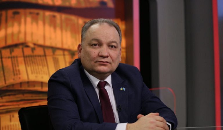 В первую очередь, как бы грубо это не звучало, необходим «обменный фонд», – Эскендер Бариев