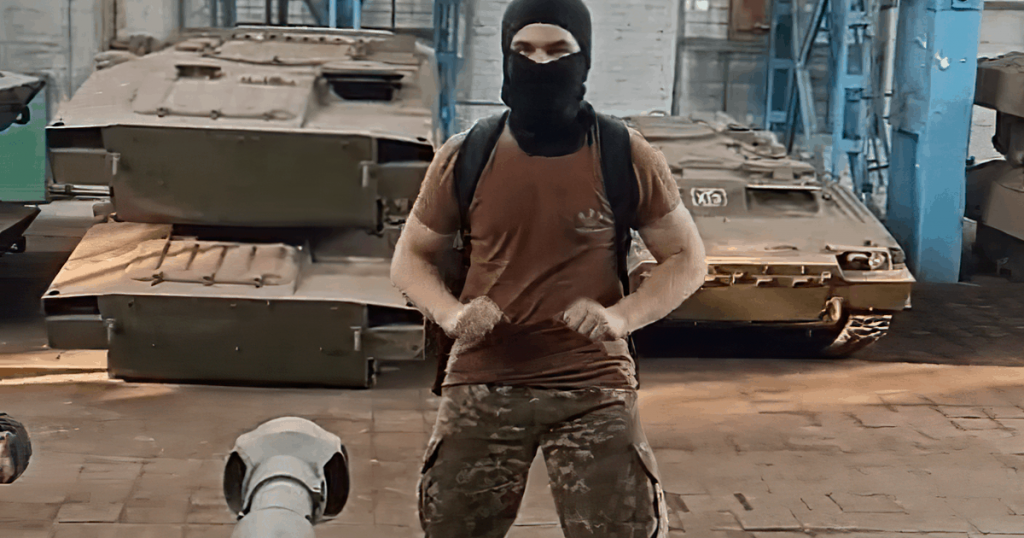 В Харькове блогеры проникли в цех с военной техникой и танцевали на танках: это не первый случай