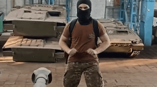В Харькове блогеры проникли в цех с военной техникой и танцевали на танках: это не первый случай