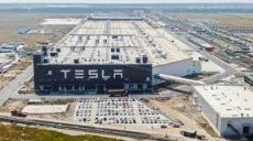 В Китае из-за энергетического кризиса встали заводы Apple и Tesla