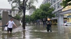 В Китае бушует тайфун «Чанту» (видео)