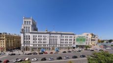 В мэрии прокомментировали информацию о срыве вакцинации в Харькове и «расколе команды»