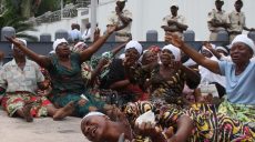 В Конго восьмерых женщин обвинили в колдовстве и сожгли на костре