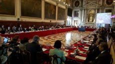 В Венецианской комиссии настаивают на том, что законопроект об олигархах стоит отложить