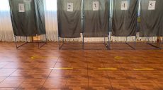 Два дня до выборов мэра Харькова: что происходит на избирательных участках (фото)