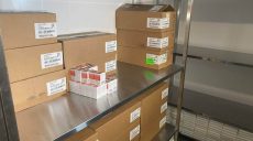 В Харьков доставили около 4000 флаконов инновационных лекарств от COVID-19 (фото)