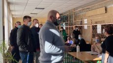 Добкин и Фельдман проголосовали на выборах мэра Харькова (фото, видео)