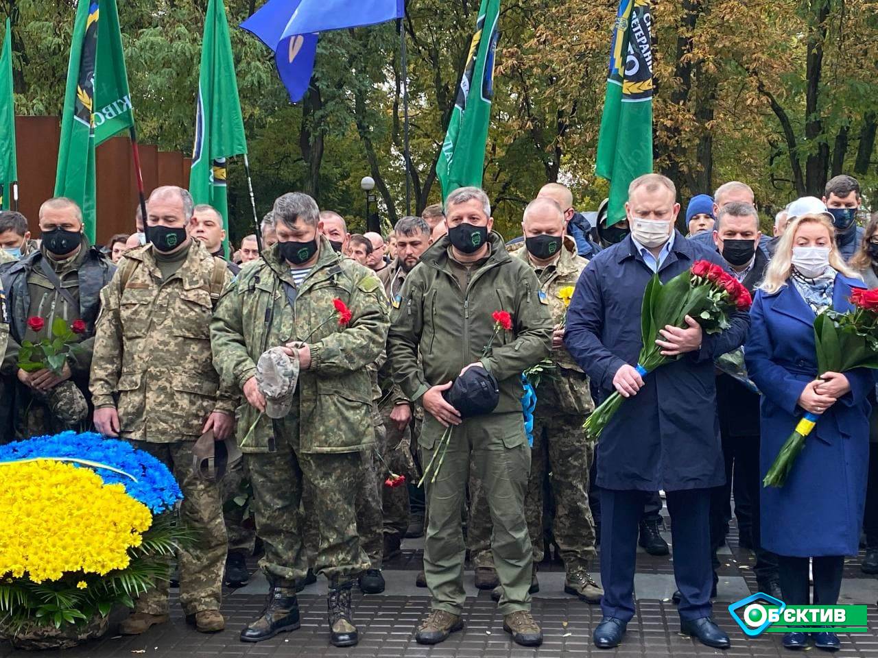 В честь Дня защитников и защитниц Украины в Харькове прошло торжественное возложение цветов к Монументу защитникам Украины