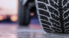 Харьковским водителям напомнили вовремя сменить летние шины на зимние