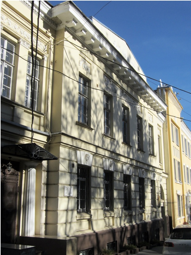 Дом, в котором жил архитектор Бекетов на ул. Дарвина в Харькове