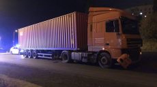 В Харькове фура наехала на подростков: водителю сообщили о подозрении