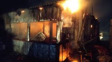 На Харьковщине из-за неисправной печи сгорел жилой дом (фото)