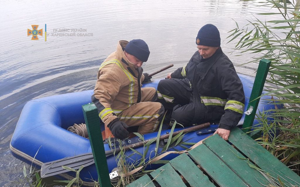 В Харькове из карьера достали тело пропавшего рыбака