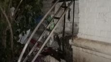 В Харькове погашен пожар в многоэтажке, спасена женщина (фото)