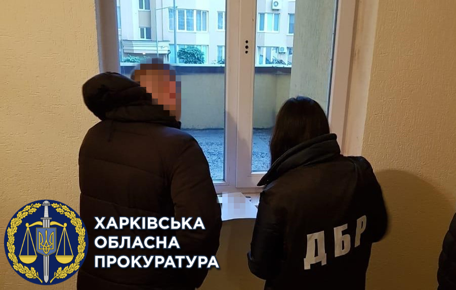 Полицейский следователь подозревается в незаконном задержании гражданина