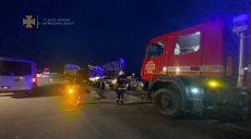 Столкновение грузовиков на Харьковщине — подробности (фоторепортаж)