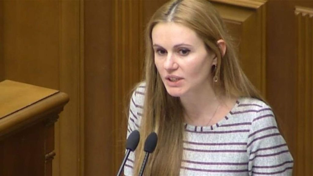 Анна Скороход, нардеп фракции «За майбутнє», потеряла сознание в ВРУ