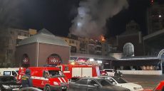Ночью в центре Харькова произошел крупный пожар (видео, фото)