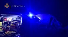 ДТП на трассе. Харьковские спасатели деблокировали специнструментом тело погибшего водителя (фото)