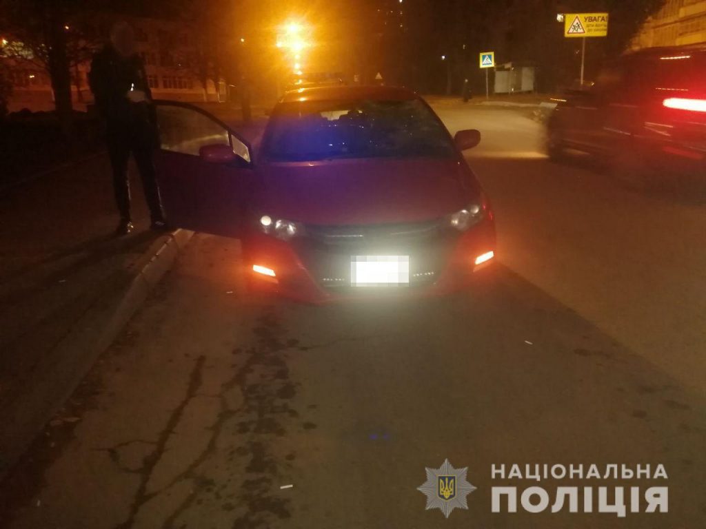 Полиция ищет свидетелей смертельного ДТП в Харькове (фото)