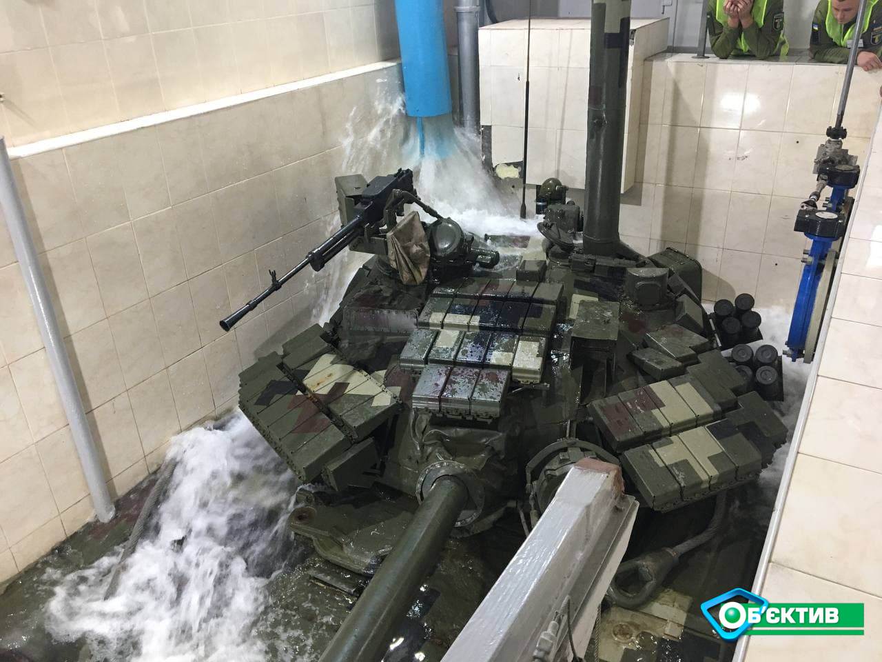 В Военном институте танковых войск НТУ "ХПИ" прошли практические занятия под водой