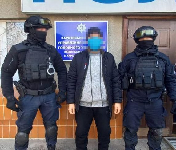 Грижданина Таджикистана, подозревамого в организации террористической группировки, задержали на Харьковщине