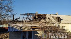 Операция на Донбассе: боевики обстреляли мирное село. Ранен военный (фото)