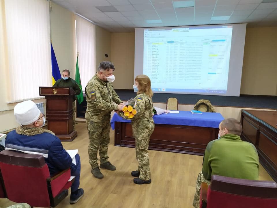 Двух врачей Харьковского военного госпиталя отметили государственными наградами (фото)