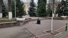 Полицейские взорвали в центре Харькова подозрительную сумку (фоторепортаж)