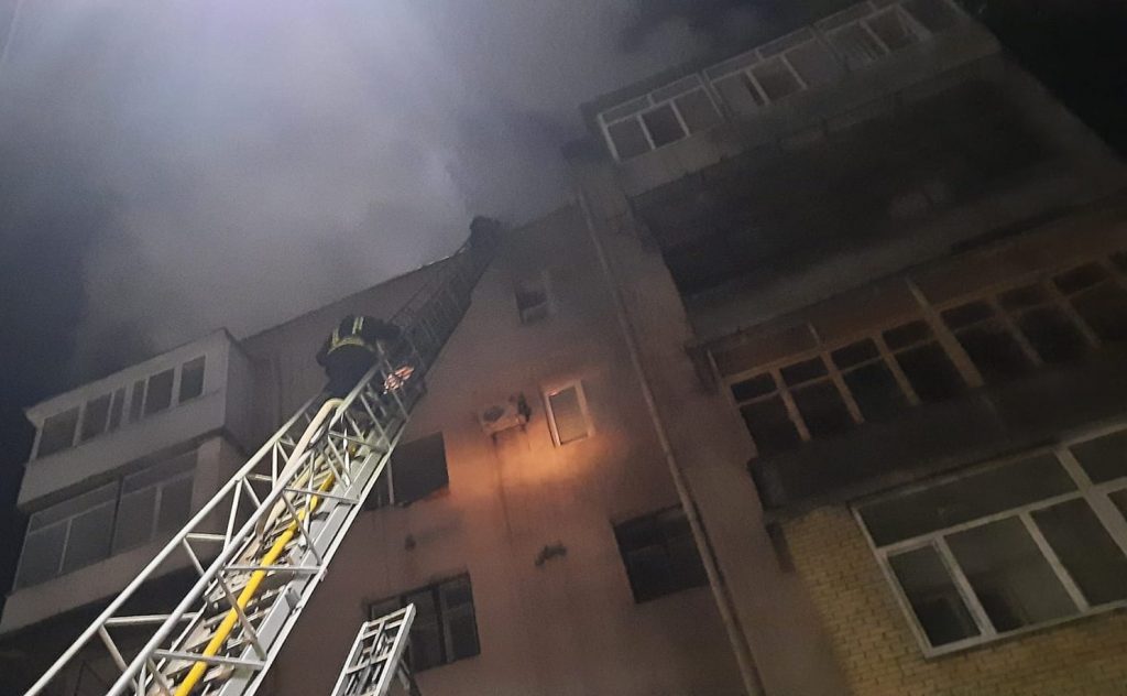 Пожар в центре Харькова: полиция завела уголовное дело