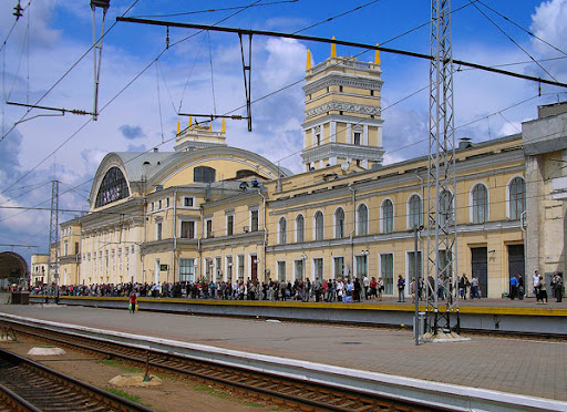 На Харьковщине четверо молодых людей воровали железнодорожные трансформаторы — ЮЖД